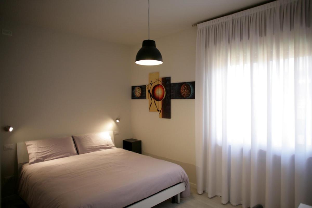 Melograno Rooms B&B Brogliano Exteriör bild